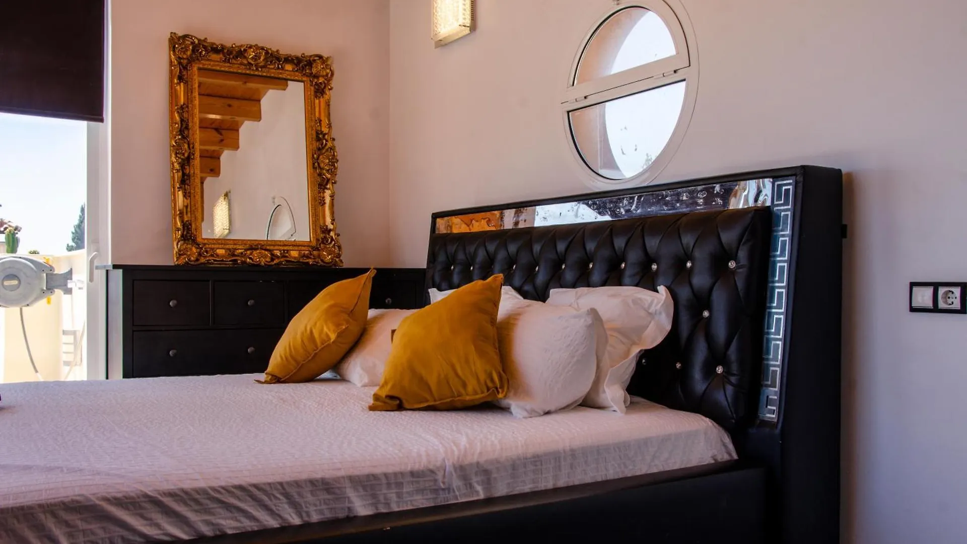 Skyex Investments Villa Malaga