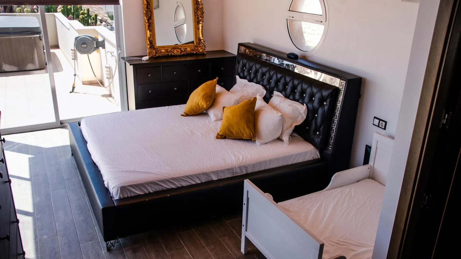Skyex Investments Villa Malaga