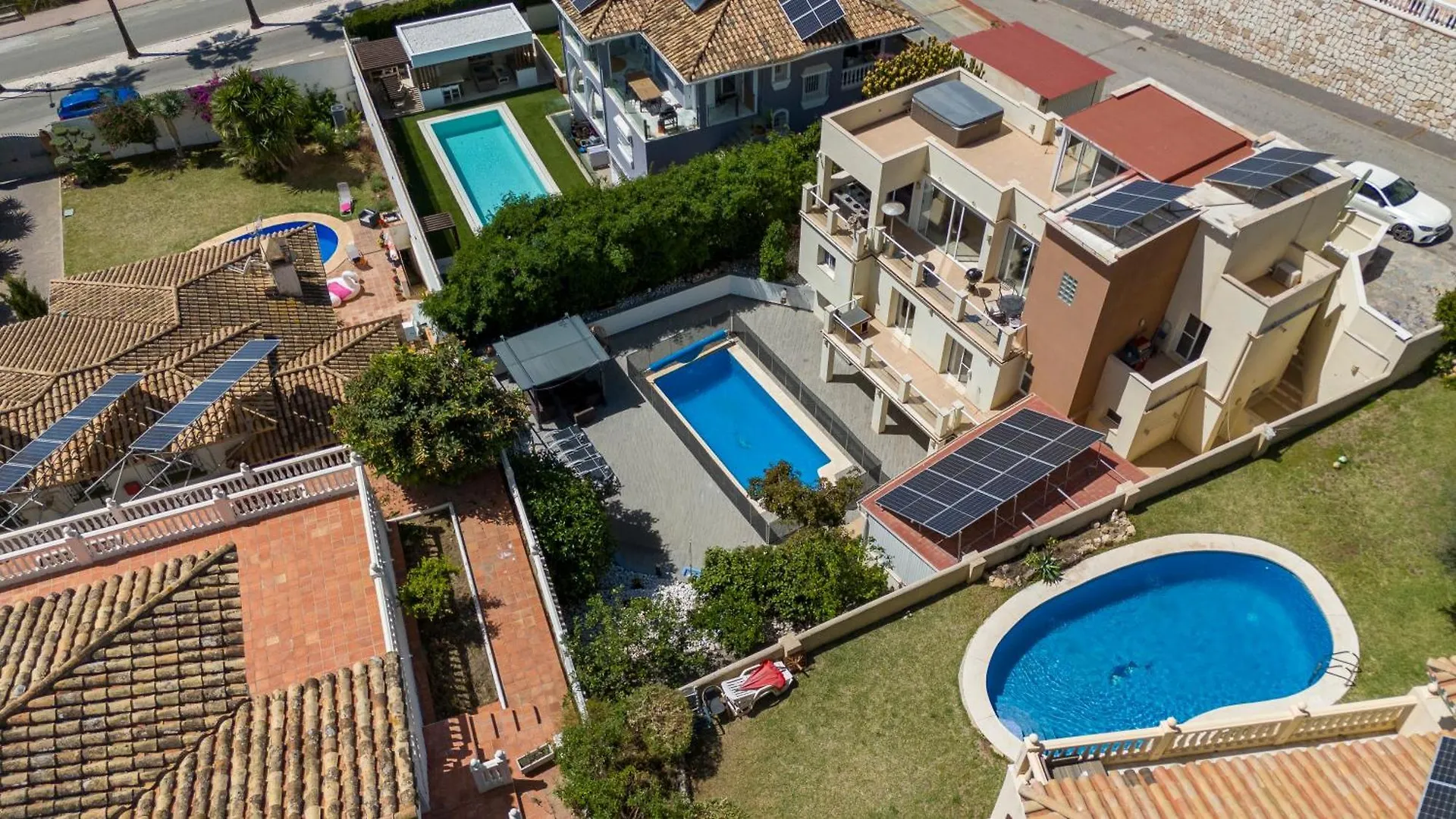Skyex Investments Villa Malaga 0*,
